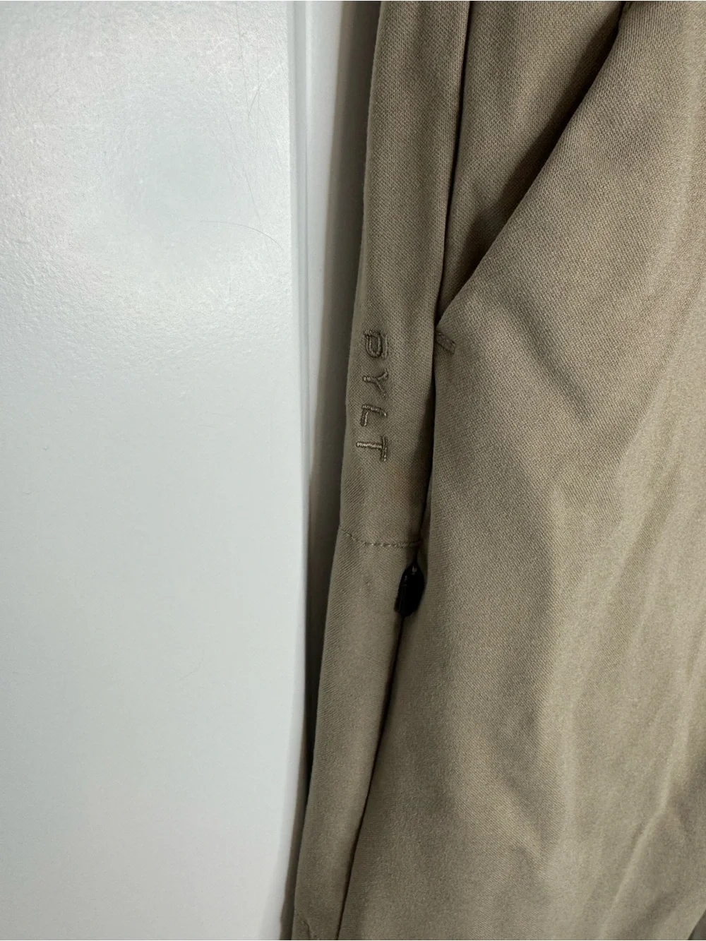 BYLT Basics Premium Everyday Pant 2.0 Khaki Tan Size Medium